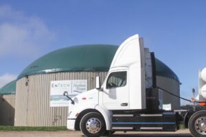 Peterbilt 579EV transports RNG from EnTech Solutions’ Middleton Digester